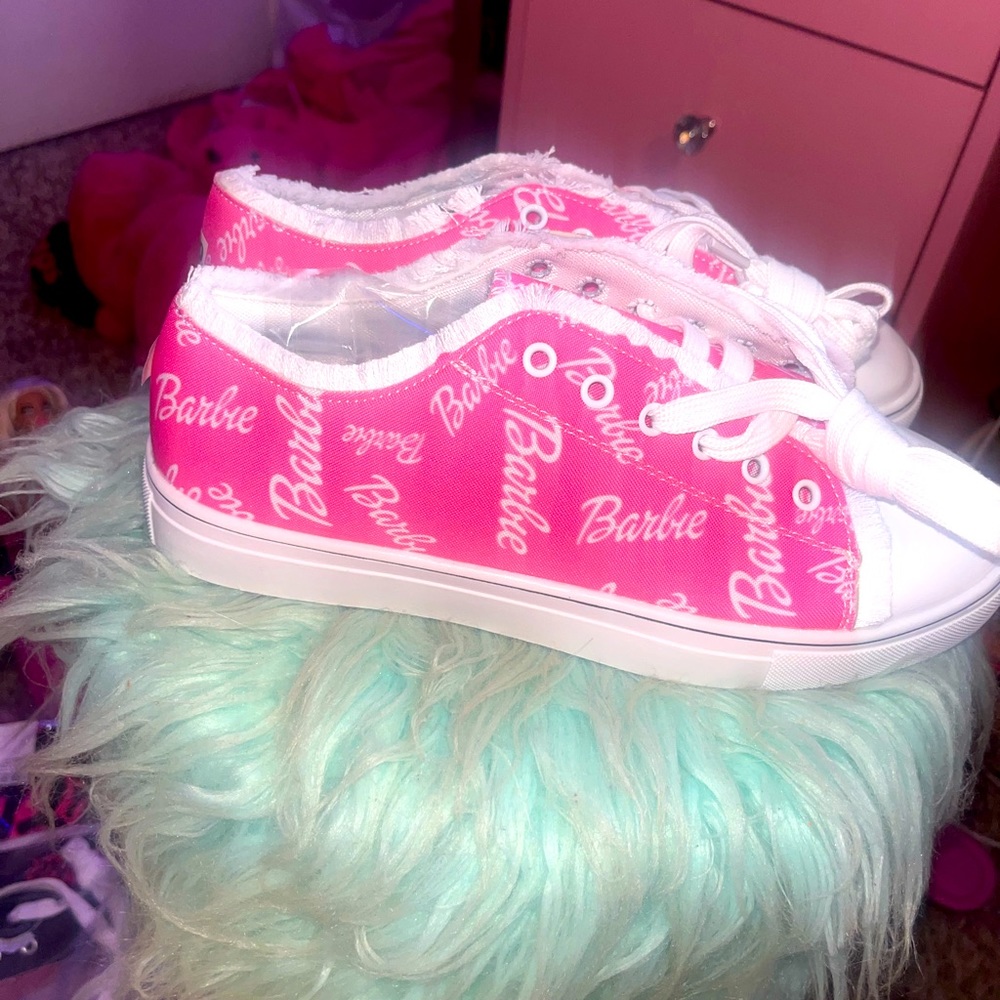 COPY - COPY - 🛍️🎀🛍️ Brand new pink Barbie shoes🛍️🎀🛍️